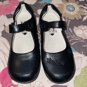 Girls Black leather Mary Jane with Velcro strap size 29, US 11